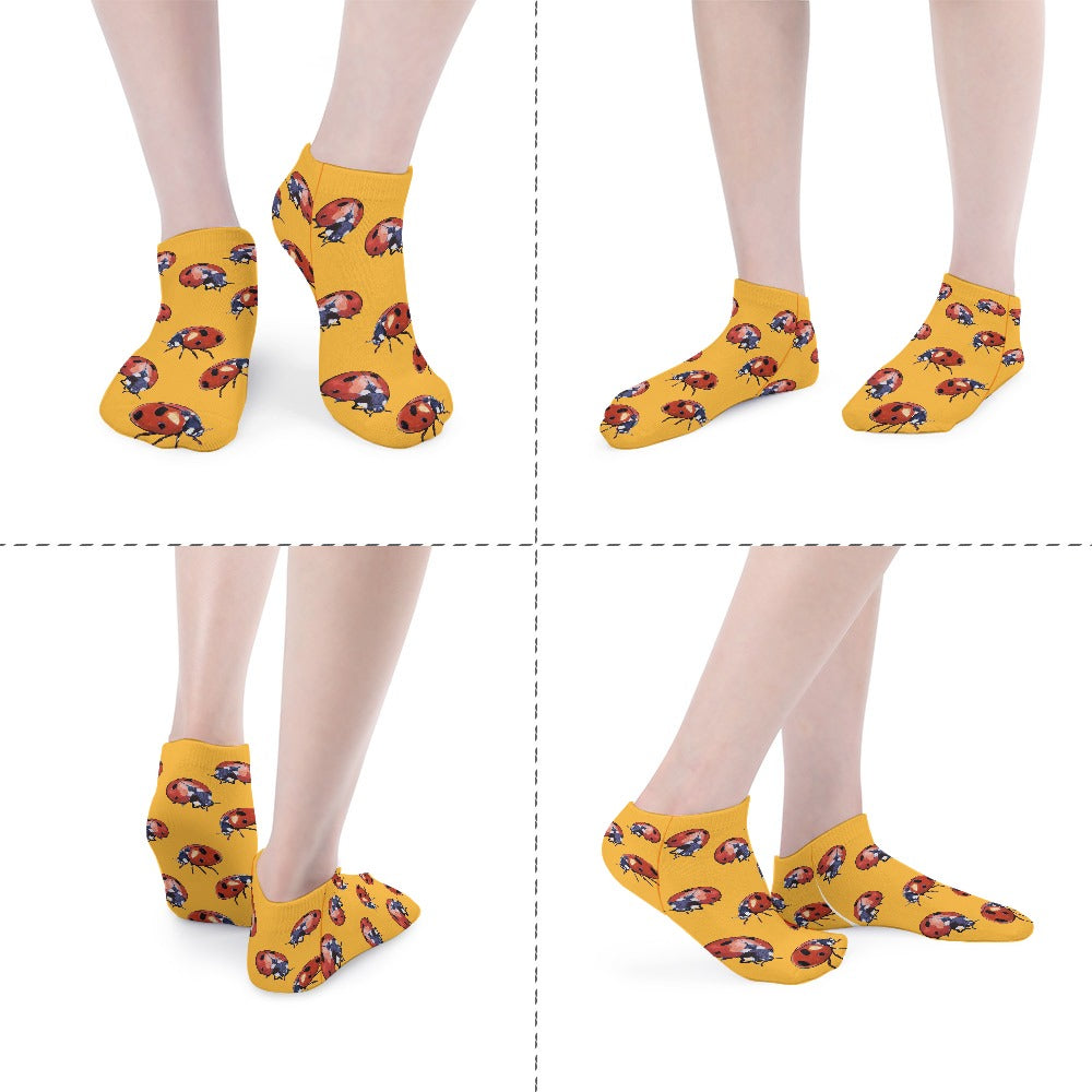 Women's Ladybug Ankle One Size Fits All Socks 6-Pack